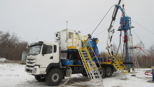 Установка колтюбинговая подземного и капитального ремонта скважин УКРС-20