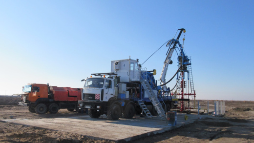 Установка колтюбинговая подземного и капитального ремонта скважин УКРС-30